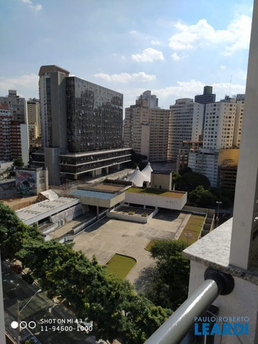 Imagem 2 de 12 de Apartamento - Centro - Sp - 602083
