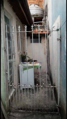 Imagem 2 de 8 de Imóvel Para Rende Com 4 Casas - Ca0437