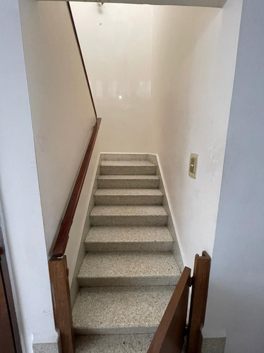 Imagen 11 de 12 de Casa Sola Para Remodelar - Uso Habitacional Hasta 6 Depas
