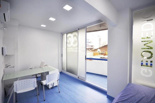 Edificio Comercial Habilitado Como Clínica Médica En Villa Crespo En Venta / Alquiler