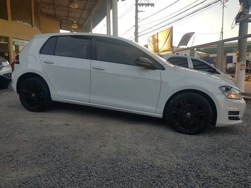Imagem 4 de 10 de Volkswagen Golf