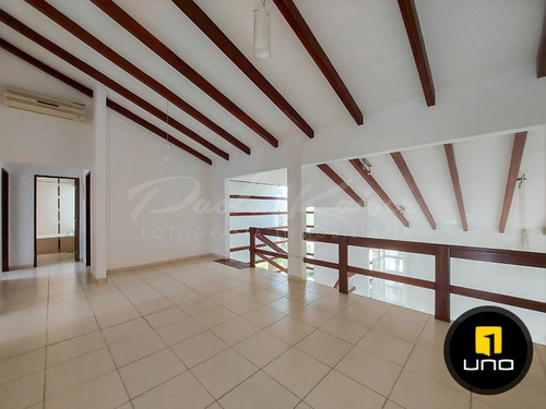 Imagen 15 de 20 de Linda Y Amplia Casa En Condominio Zona Urubo