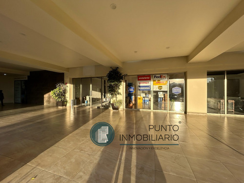 Local En Renta Plaza Terrazas Altozano Sobre Av. Juan Pablo Ii (aun Lado De Sevendays)