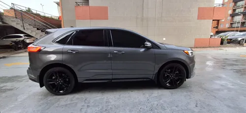 Ford Edge St