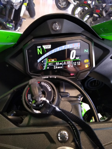 Imagen 10 de 15 de Kawasaki Zx10 R 2023 Zx10r Stock Disponible Cambio Exclusivo