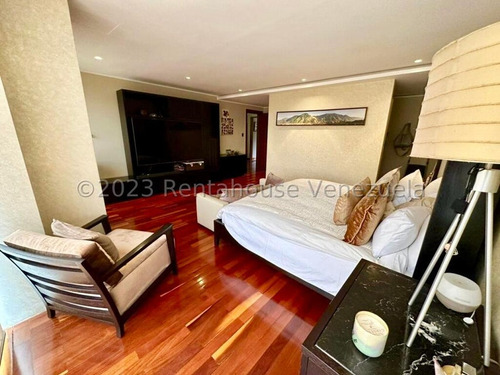 Apartamento Penthouse Con Piscina En Venta En La Lagunita Caracas