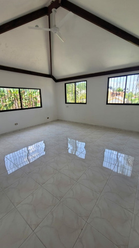 Imagen 7 de 15 de Alameda Oeste1200mts2 De Terreno926 Mts2 De Construccion.