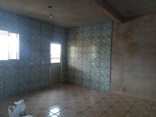 297 M², Chácara Com 03 Dormitórios, Churrasqueira E Piscina!