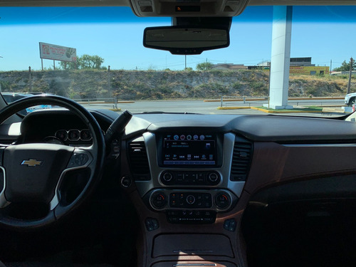 Imagen 7 de 9 de Chevrolet Suburban 2019 5.3 V8 Premier Piel 2 Fila Asientos