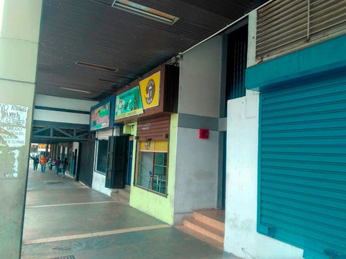 Imagen 24 de 30 de ¿? !! Ajlópez !! Local Con Mezzanina Y Oficina En Venta En El Centro De Barquisimeto Lara, Venezuela, Código Rah 23-5231 $ 48000 2 Baños 95 M²