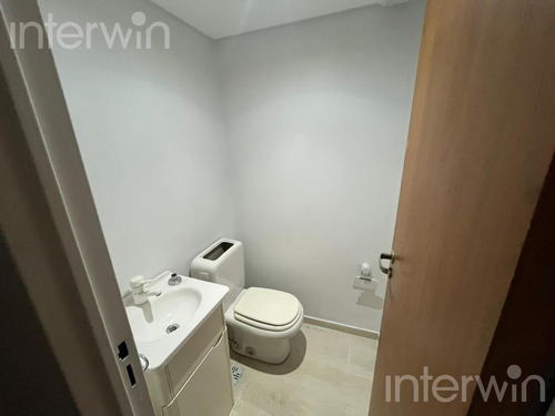 Departamento-2 Amb-balcón Y Cochera-las Cañitas-alquiler