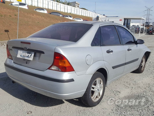 Imagem 2 de 10 de Sucata De Ford Focus Sedan 2.0 - Motor Câmbio Peças