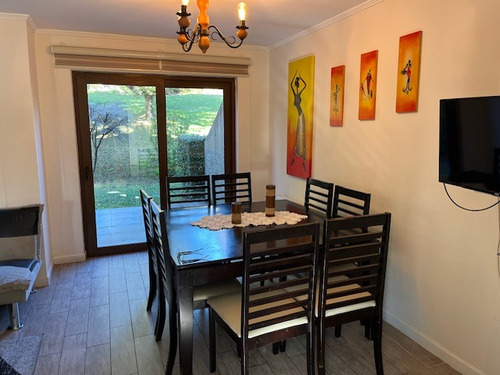 Casa En Hermoso Y Comodo Condominio A Un Precio Excelente!!