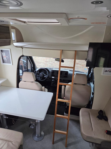 Motorhome M. B. Sprinter 516. Royal Home. Equipamiento Full