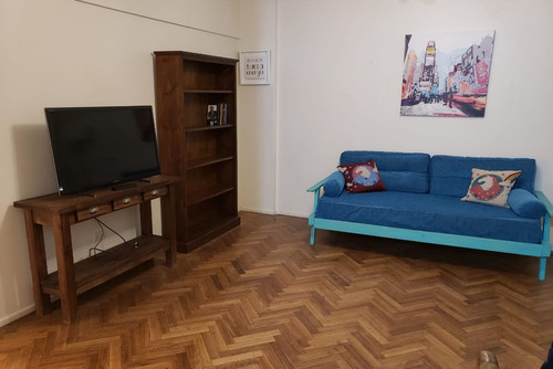 Imagen 2 de 28 de Departamento Dos Ambientes Recoleta