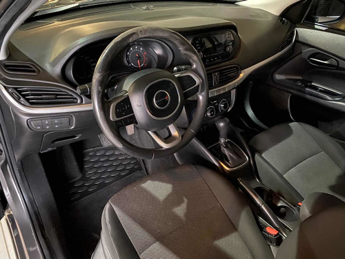 Imagen 13 de 13 de Dodge Neon 2017 1.6 Se At