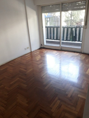 Imagen 2 de 9 de Departamento En Alquiler En Ramos Mejia Norte