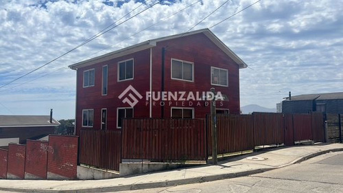 Se Arrienda Casa De 4 Dormitorios Más Cabaña En Con Con