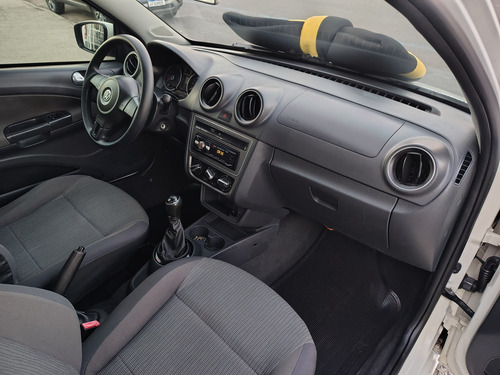 Volkswagen Saveiro 1.6 Cab. Simples Total Flex 2p