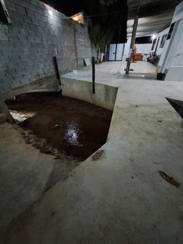 Sitio Rico Em Agua, Com Nascente, Rio Dentro E Lago De Peixes