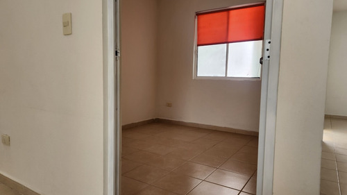 Venta De Casa De Un Nivel En Pachuca. Ideal Si No Deseas Subir Escaleras.