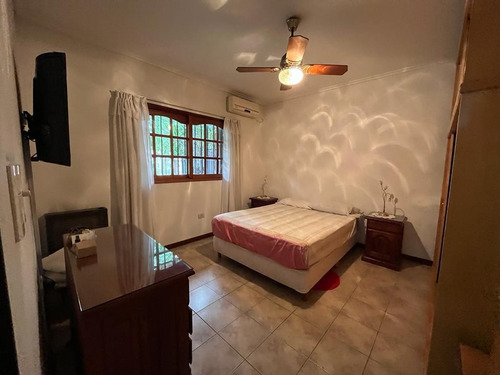 Imagen 10 de 26 de Casa En Venta En Excelente Estado En Burzaco