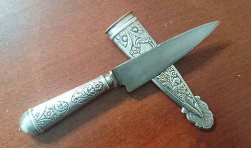 Antiguo Cuchillo La Movediza Plateado (Usado)