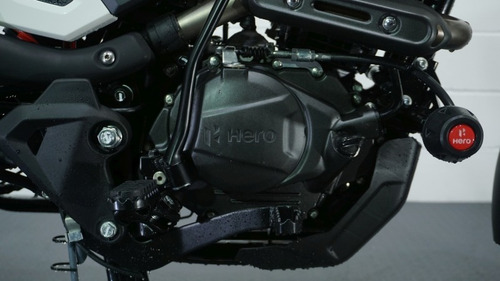 Imagen 4 de 25 de Moto Hero Xpulse 200
