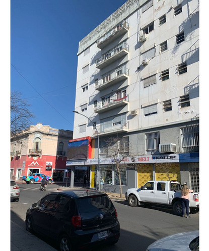 Venta Apto Credito Bancor Departamento 2 Dormitorios En Barrio Centro