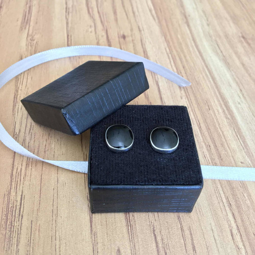 Imagen 8 de 10 de Arete Broquel Cuadrito Resina Y Plata .925 Agálea Joyería