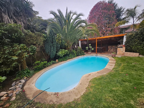 Casa En Venta De 6 Dorm. En Bosques De Montemar, Concón