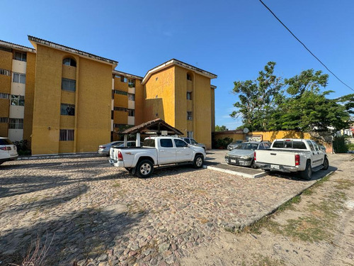 Departamento En Venta En Colonia Versalles, Puerto Vallarta, Jalisco