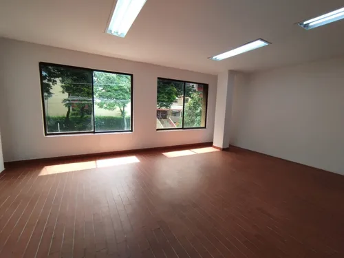 Edificio En Arriendo En Cuarto De Legua - Guadalupe. Cod A11642