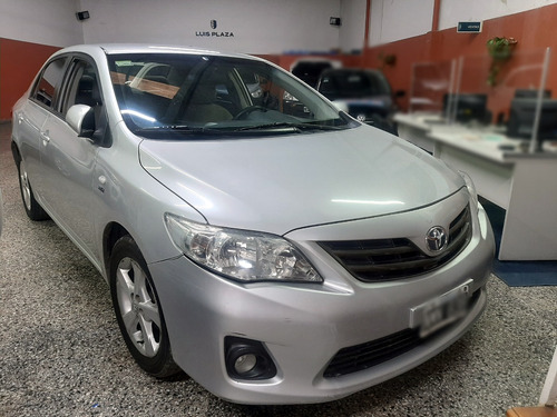 Imagen 2 de 15 de Toyota Corolla 1.8 Xei 2014