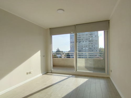 Arriendo Amplio Departamento 1d 1b Y Bod San Miguel