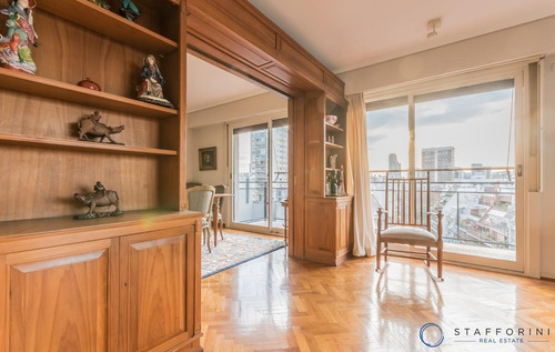 Imagen 12 de 30 de Departamento De 4 Ambientes Con Balcón, Cochera Y Baulera En Torre - Belgrano
