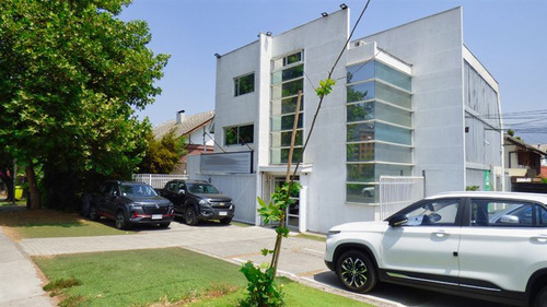 Local Comercial En Arriendo En Vitacura