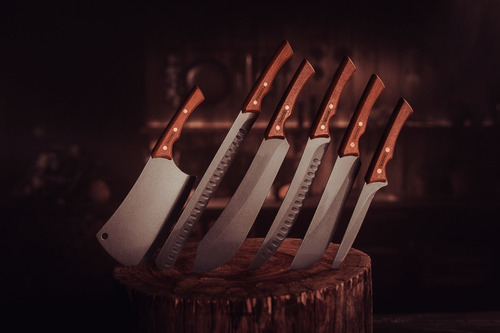 Cuchillo para Deshuesar Tramontina Churrasco Black con Lámina de Acero Inoxidable Oscurecido y Mango de Madera 6"