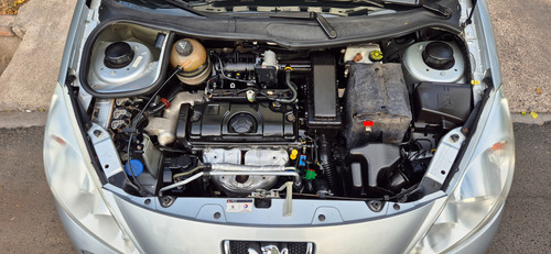 Peugeot 207 1.4 Active 75cv