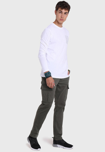 Imagen 5 de 5 de Polera Manga Larga Hombre Soviet Spo2733bl