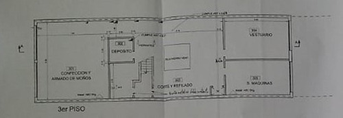 Imagen 8 de 28 de Edificio De Tres Pìsos Con Desarrollo Industrial
