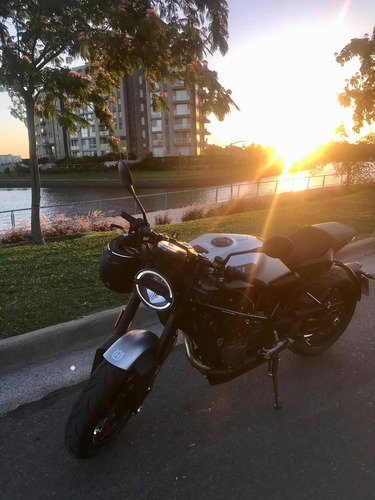 Husqvarna Vitpilen 701