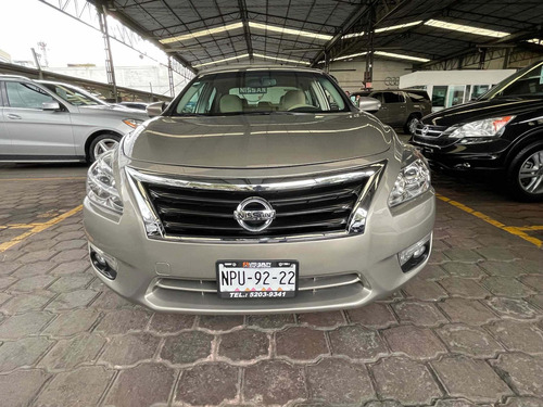 Imagen 2 de 13 de Nissan Altima 2013 3.5 Exclusive V6 Piel Cvt