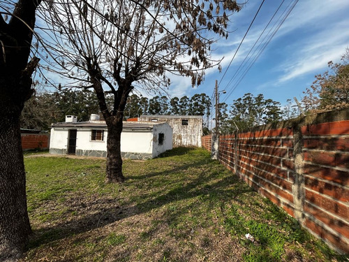 Vendo Casa Con Galpón En Concepción Del Uruguay, Entre Ríos.