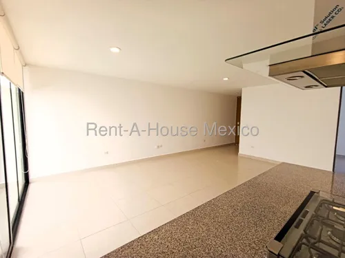 Se Renta Casa En Zibata Condominio Ankara Ofrece 3 Recamara Una En Pb Qh25-2527