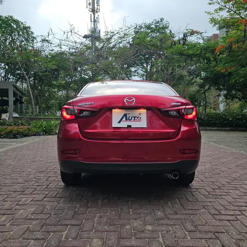 Mazda 2 Grand Touring LX