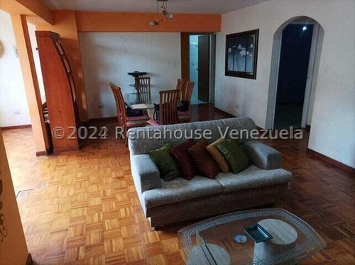 21693 La Urbina. Apartamento Amoblado En Alquiler. Me