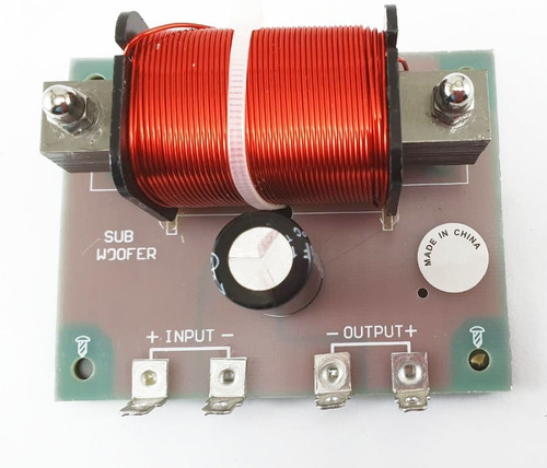 Imagen 3 de 6 de Divisor De Frecuencias Para Parlantes Sub Woofers Crossover
