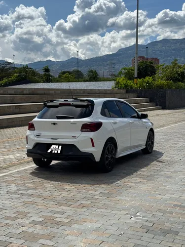 Chevrolet Onix 1.0T Rs Mt