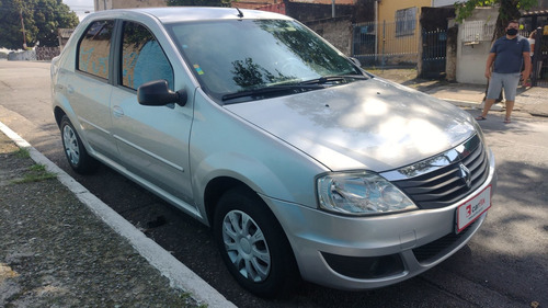 Imagem 2 de 15 de Renault Logan 1.0 Expression 16v Flex 4p Manual